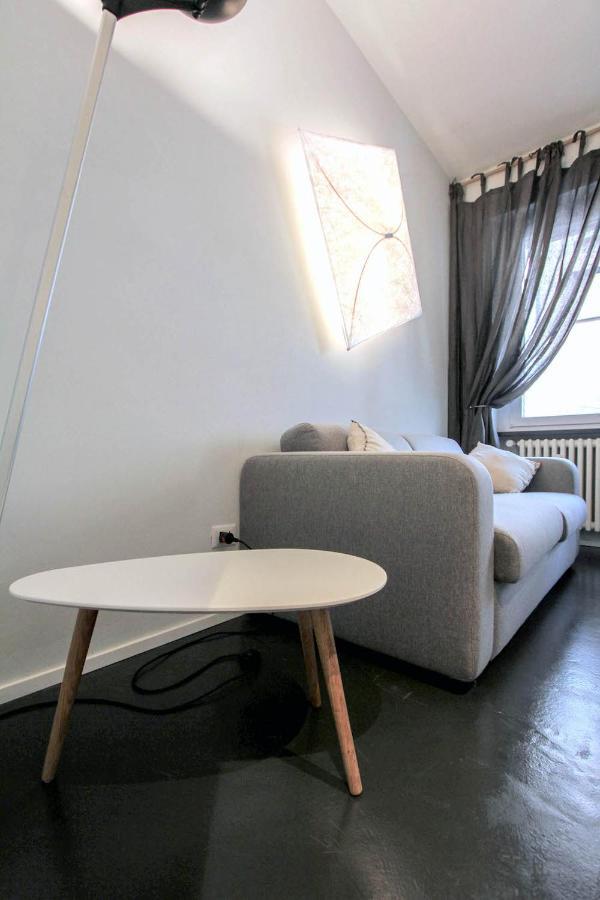 Apartamento Stylish & Cosy House At Fair Milán Exterior foto