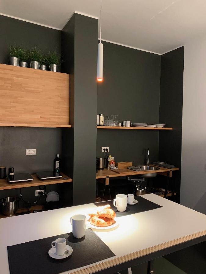Apartamento Stylish & Cosy House At Fair Milán Exterior foto